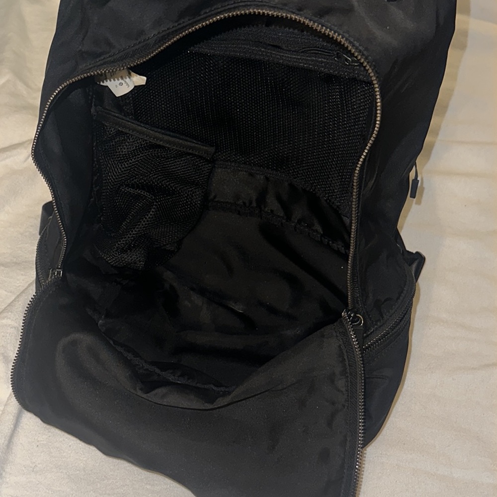 Lululemon Backpack - Picture 10 of 11